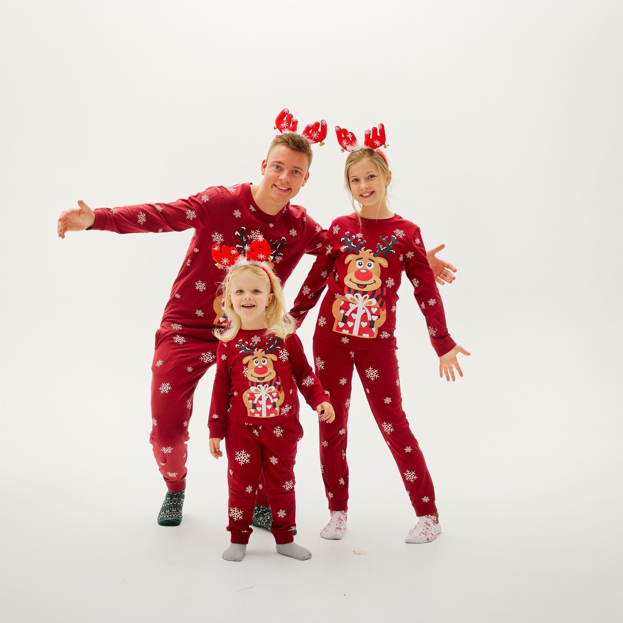 Rudolph’s Cute Red Christmas Pyjamas – Women
